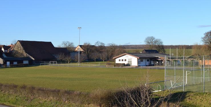 sportplatz steinmark 740